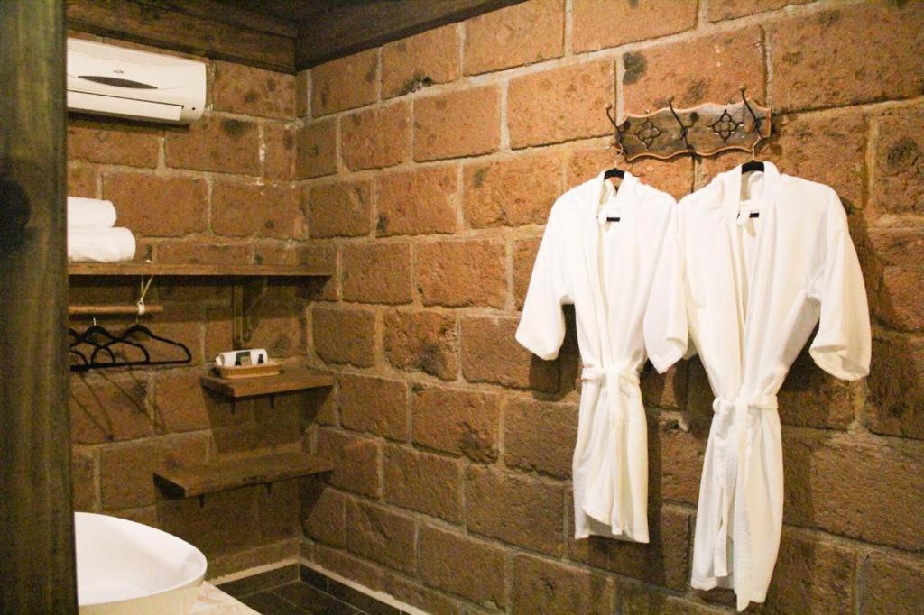 Hotel Real Nirvana テコサウトラ エクステリア 写真